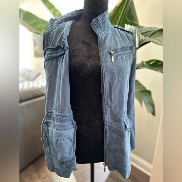 For the Republic Aqua Blue Utility Multiple Pockets Zip front closure Size S - Picture 7 of 10